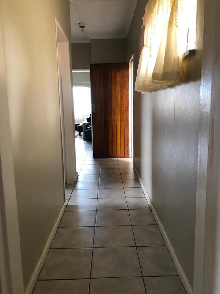2 Bedroom Property for Sale in Quigney Eastern Cape